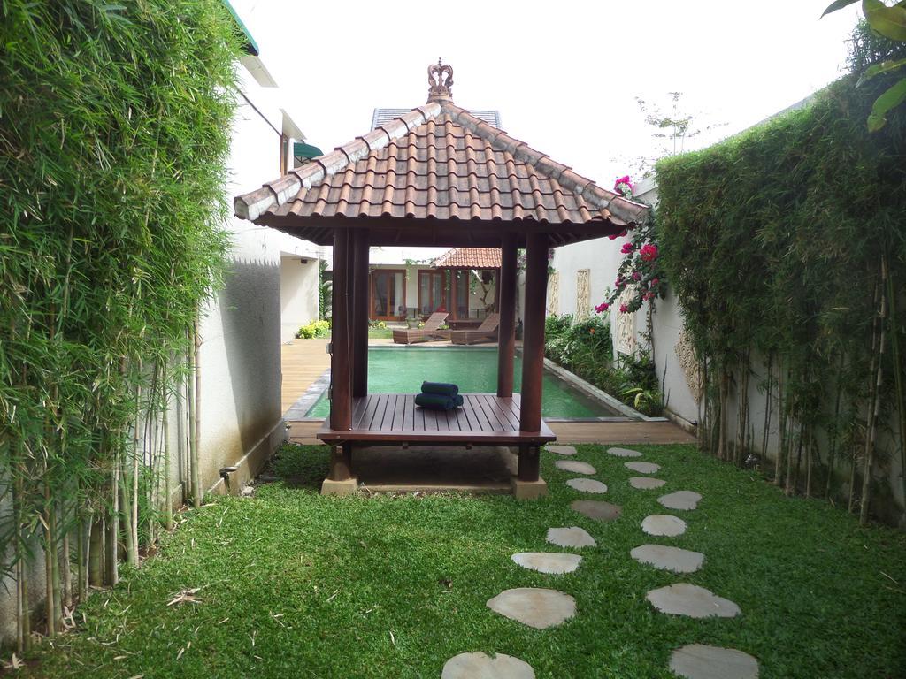 Royal Majesty Villas Kuta Lombok Eksteriør billede