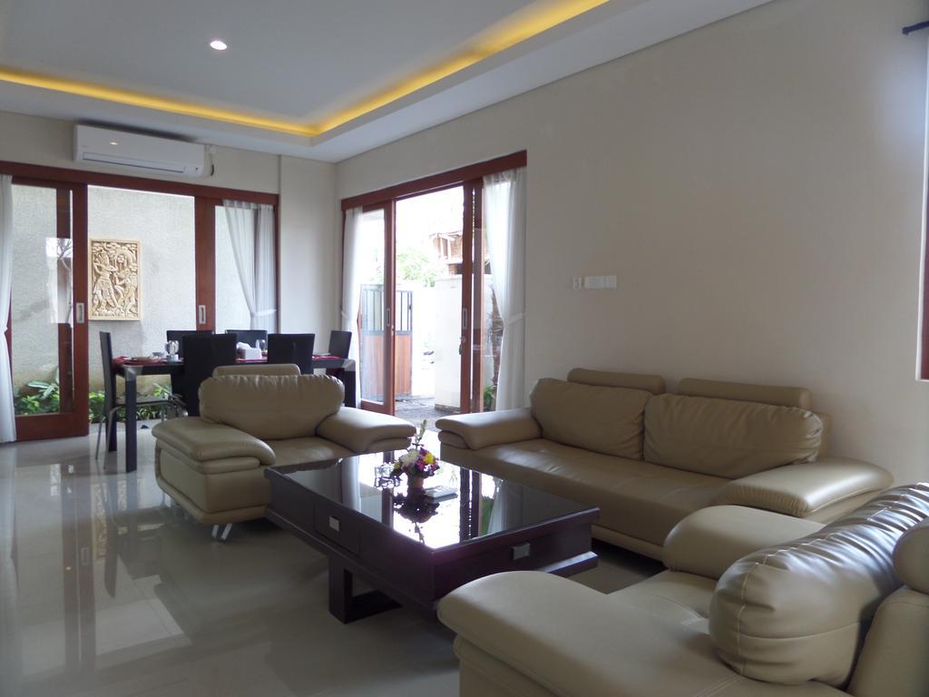 Royal Majesty Villas Kuta Lombok Eksteriør billede