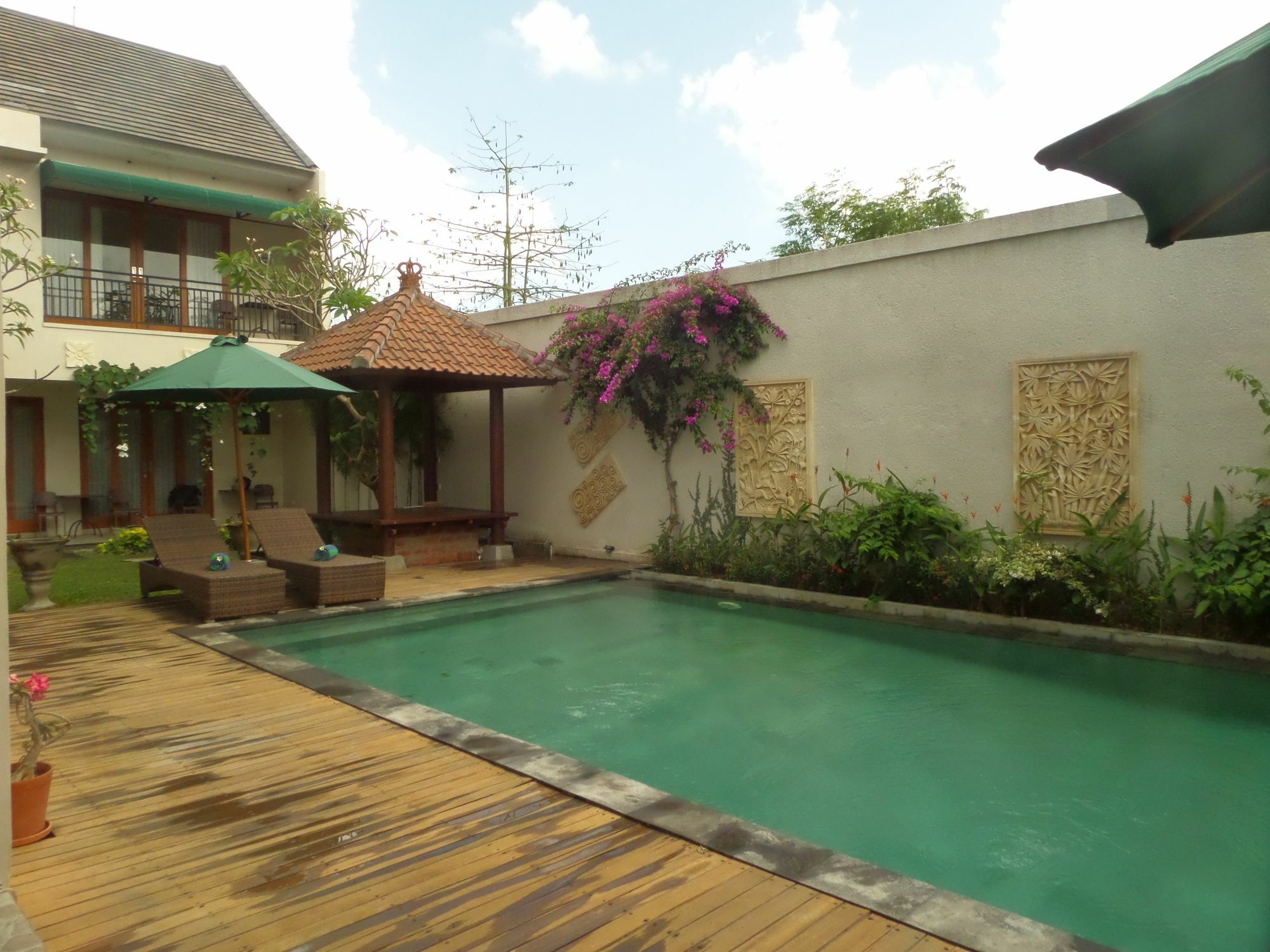 Royal Majesty Villas Kuta Lombok Eksteriør billede